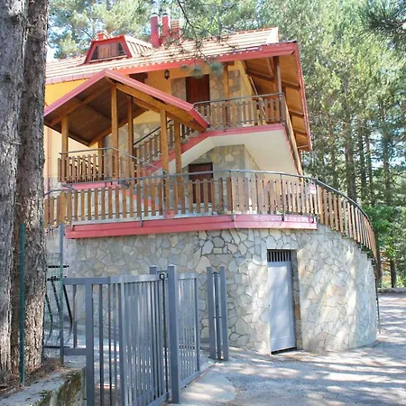 Attico Caratteristico 7 Posti Letto Moccone Di Camigliatello Spezzano della Sila