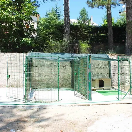 度假居 Attico Caratteristico 7 Posti Letto Moccone Di Camigliatello Spezzano della Sila